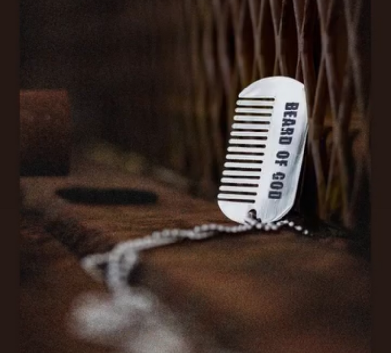 Vanguard Dog-Tag Comb